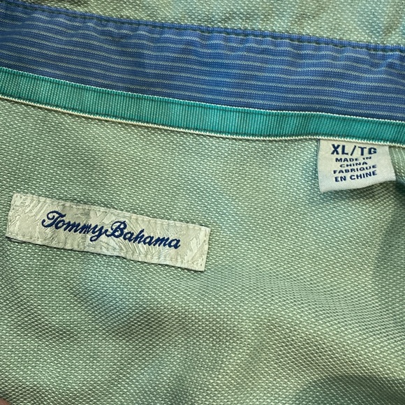 Tommy Bahama Tencel & Cotton Luxury Feel Long Sleeve Button Down Shirt |Size XL - Picture 11 of 13
